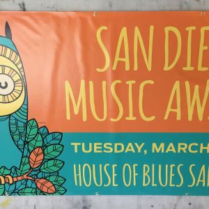 Vinyl Banner LEAD